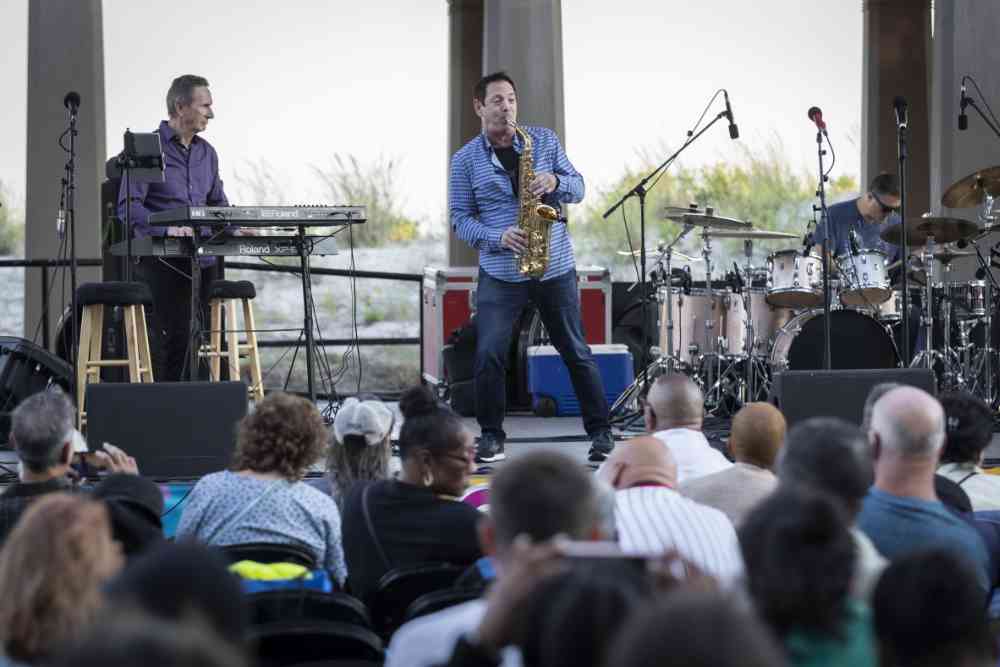 Howard Issacson Contemporary Jazz 